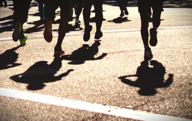マラソン選手たちの影