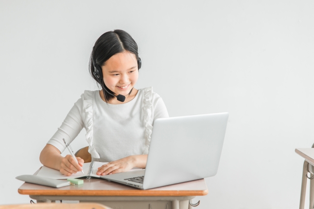 オンラインレッスンをする人