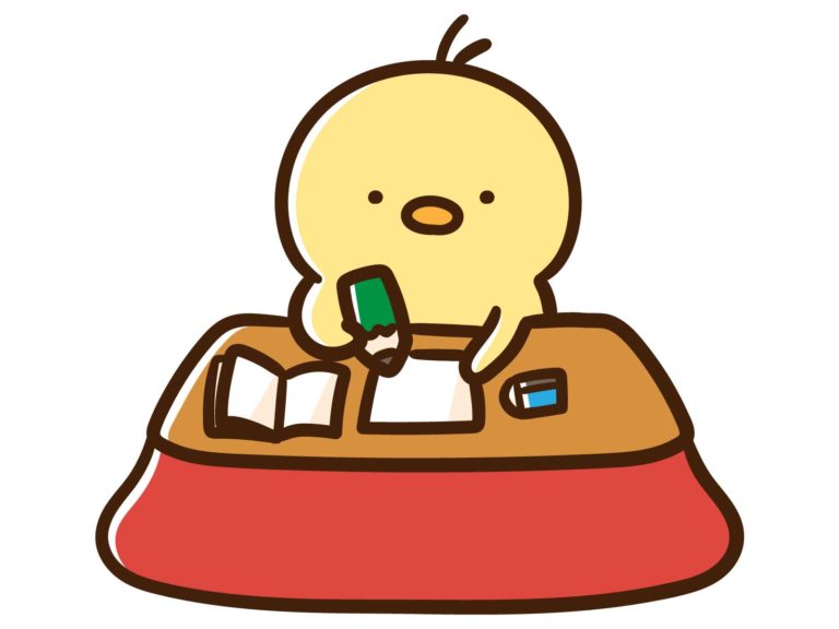 こたつで勉強するひよこ